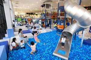 埼玉県の室内アスレチック・室内遊び場！大型遊具・ボールプール・赤ちゃん設備も