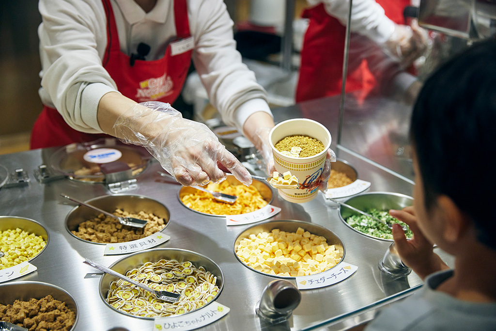 トッピングカウンター/カップヌードルミュージアム 大阪池田(大阪府/池田市)