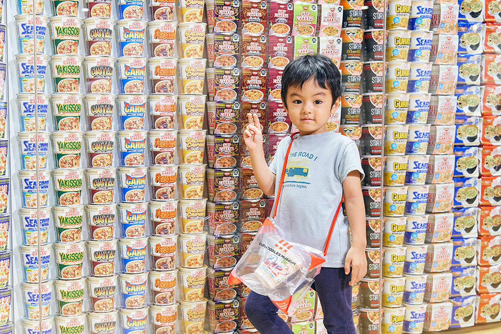 「世界のインスタントラーメン」コーナー/カップヌードルミュージアム 大阪池田(大阪府/池田市)