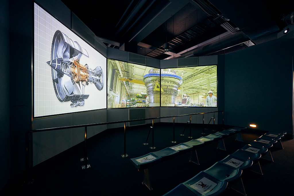 「ものづくりシアター」/カワサキワールド（兵庫県/神戸市）