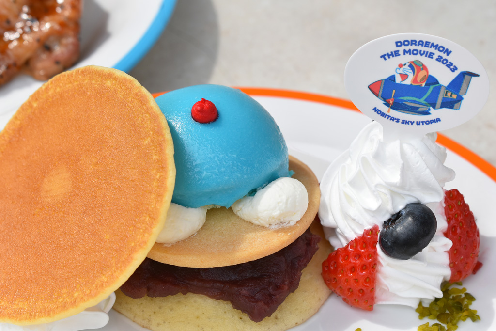 ドラえもんのおしりが可愛い「22世紀のネコ型ロボット・ドラえもん ~どら焼き風パンケーキ~」/ユニバーサル・スタジオ・ジャパン(大阪府)
