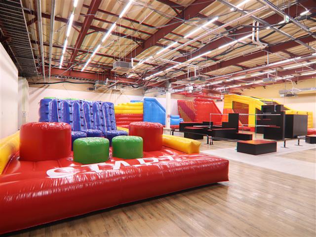 ふわふわニンジャスロン／ニンジャ☆パーク 守谷店