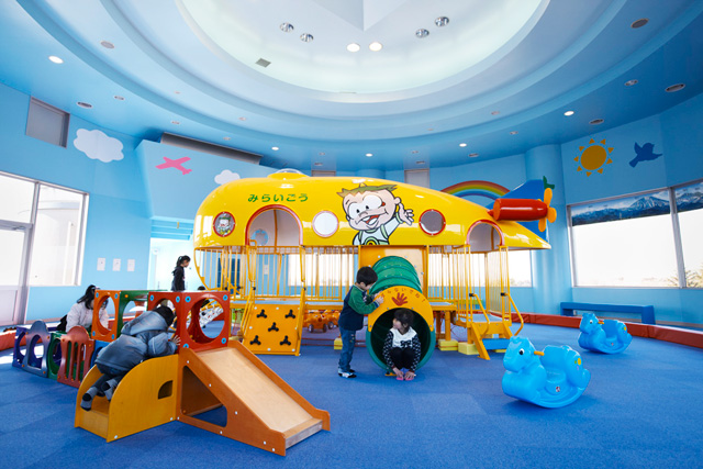 飛行船遊具「みらいごう」／壬生町おもちゃ博物館