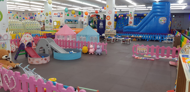 キッズコーナー／湘南あそびマーレ