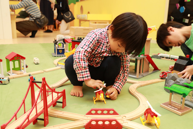 「あそびのまち」/フレーベル館 Kinder Platz トレッサ横浜店