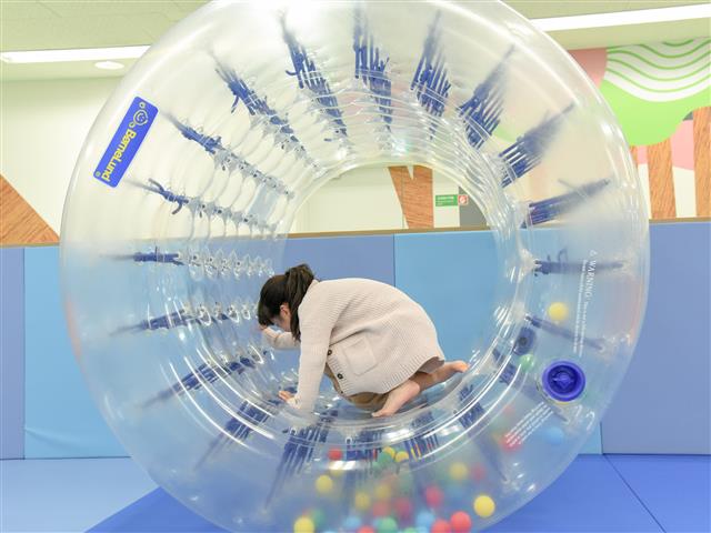 サイバーホイール／Hi タッチらんど・ハレニコ！