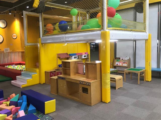 アスレチック遊具系とおままごとスペース/ニコニコ・ガーデン 古河店