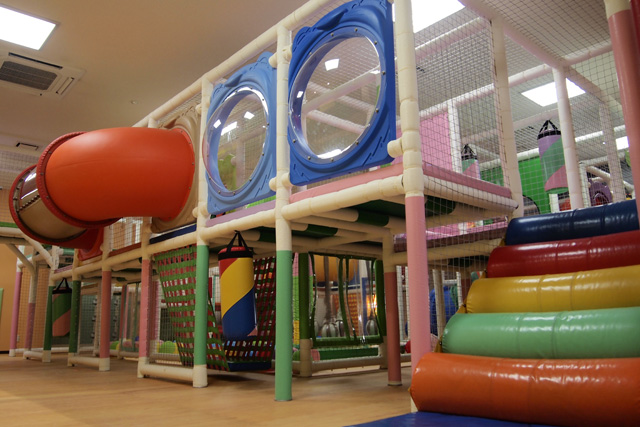 巨大ジャングルジム/グレイス・リバティー オンパミード大師駅前店(本店)