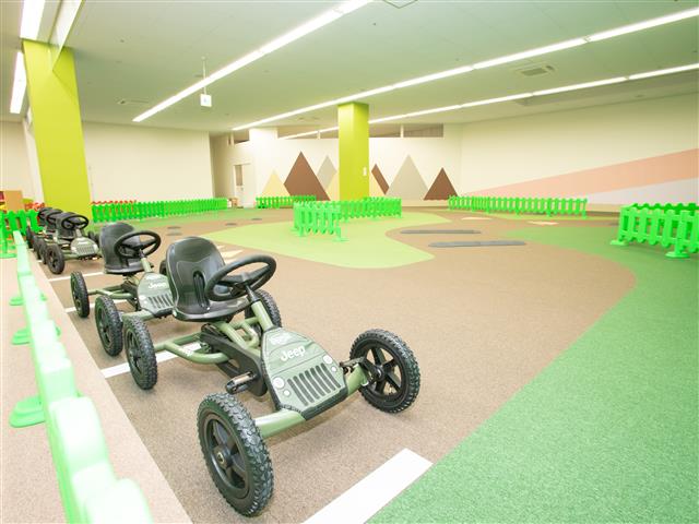 サーキット／フレーベル館 Kinder Platz ガーデン前橋店