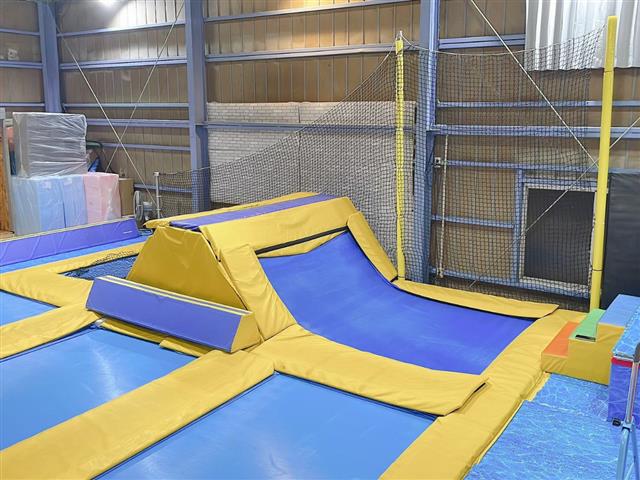 トランポリン／グラビティ・ゼロ