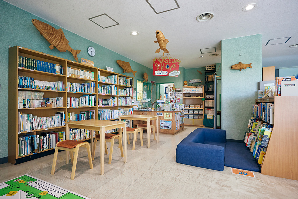 3階図書コーナー/高槻市自然博物館 あくあぴあ芥川（大阪府/高槻市）