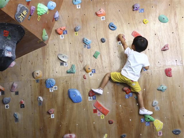 ロッククライミングジムZEN 百合ヶ丘店（神奈川県／川崎市麻生区）