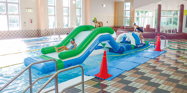 屋内温水プール/星と森のロマントピア 星の宿白鳥座（青森県/弘前市）