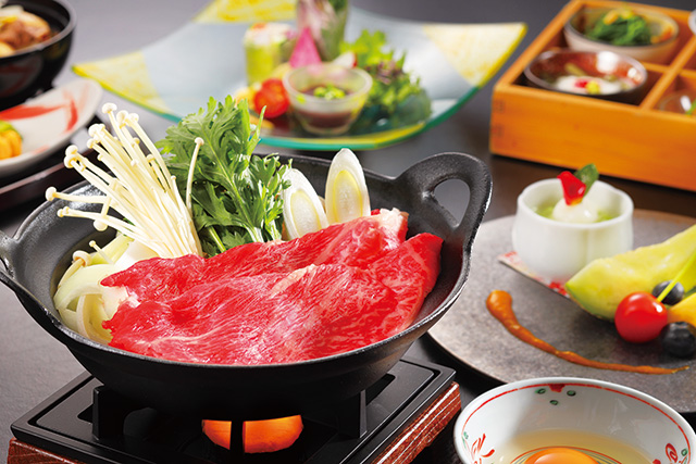 山形牛を使用したすきやき/美味求真の宿 天童ホテル（山形県/天童市）
