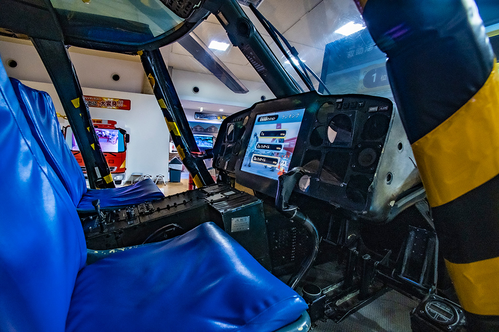 消防ヘリコプター操縦体験/京都市市民防災センター(京都府)