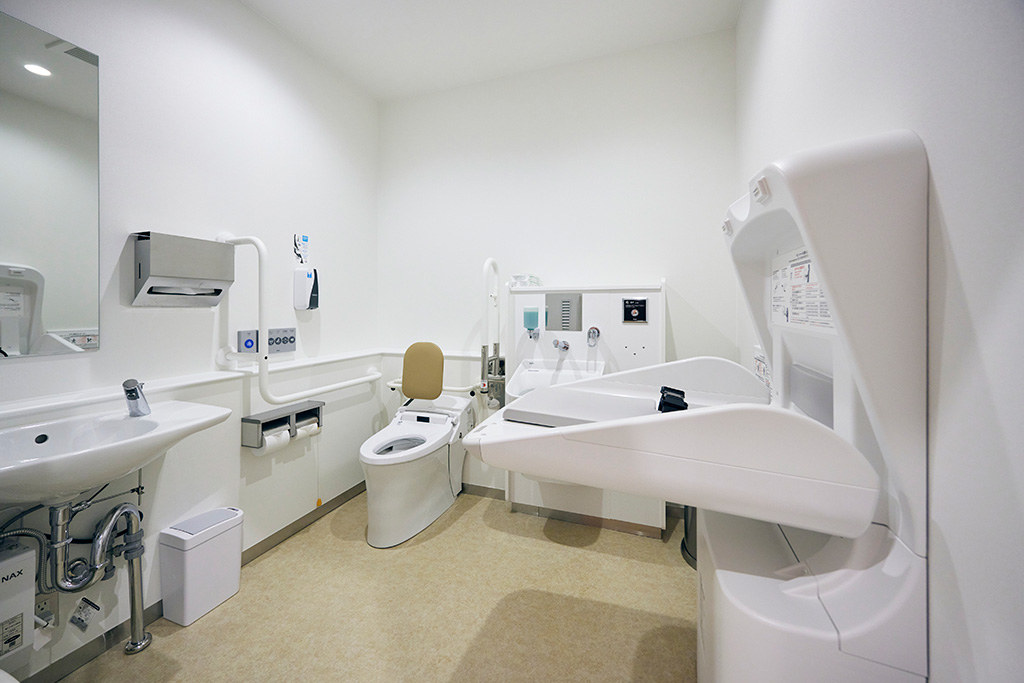 多目的トイレ/Q・B・Bプロセスチーズパーク（兵庫県/神戸市）