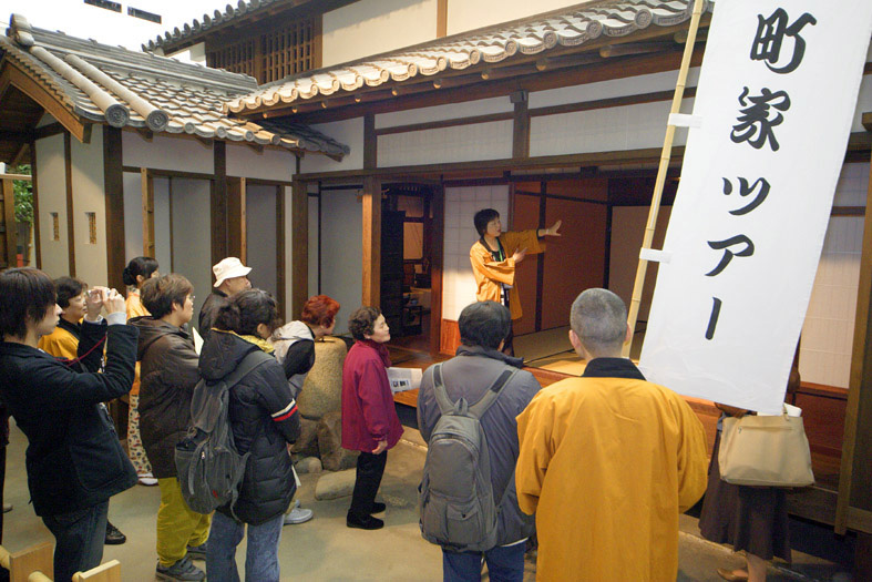 町屋ツアーの様子/大阪くらし今昔館（大阪府/大阪市）