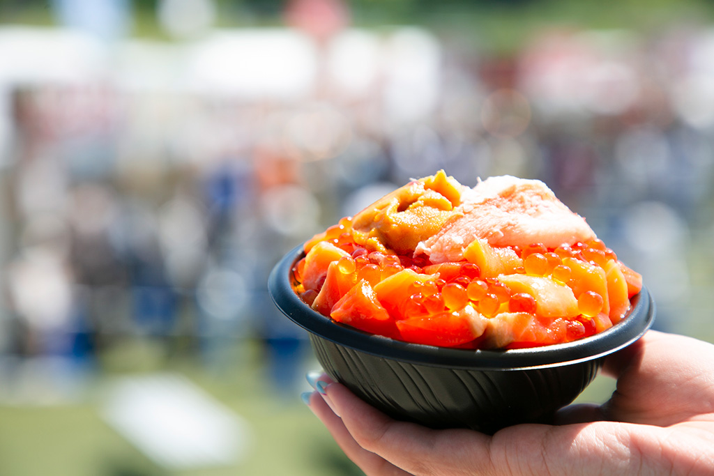 「牛トロ丼」/全日本うまいもの祭り2023 in モリコロパーク(愛知県/長久手市)