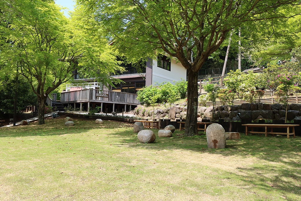広々とした芝生のガーデン/HAKONATURE BASE(神奈川県/箱根町)