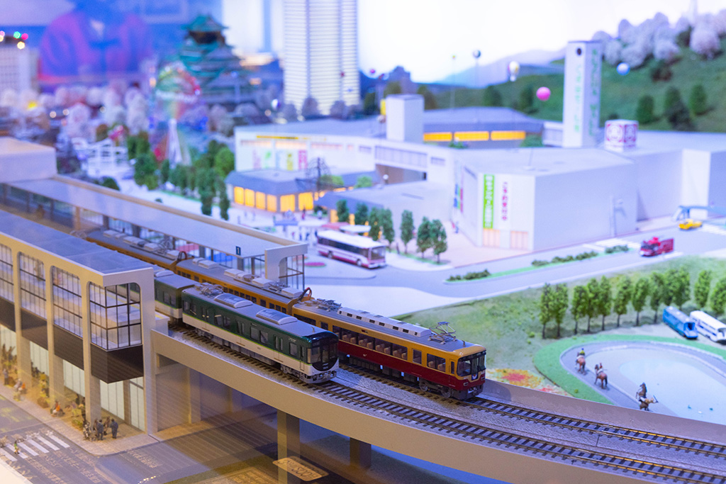 京阪沿線のジオラマ/KUZUHA MALL SANZEN-HIROBA(大阪府/枚方市)