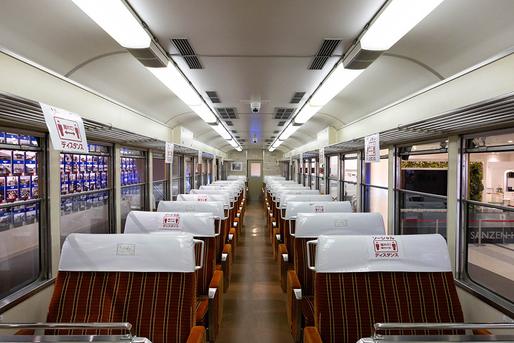 客席の中/KUZUHA MALL SANZEN-HIROBA(大阪府/枚方市)