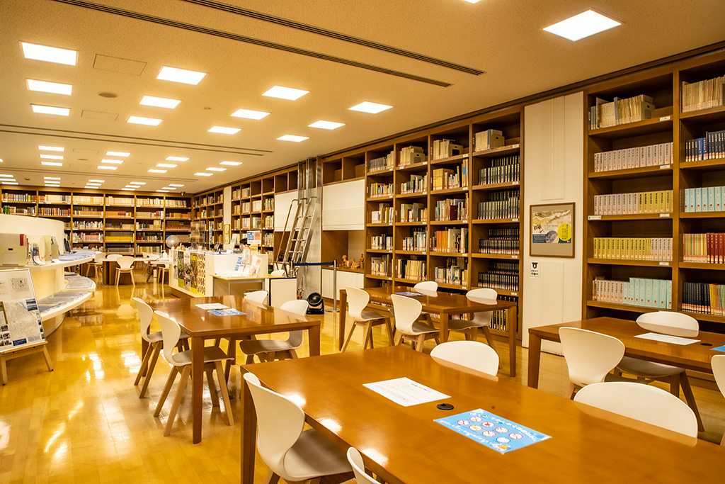 考古学情報プラザ/兵庫県立考古博物館(播磨町)