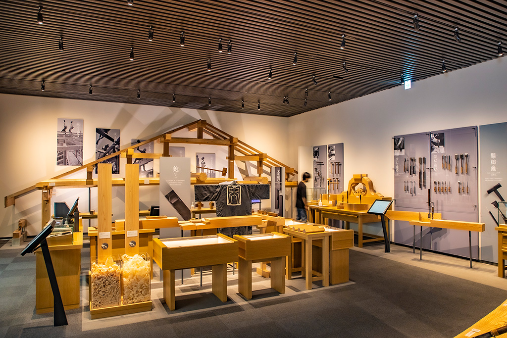 「道具と手仕事」のコーナー/竹中大工道具館（兵庫県/神戸市）