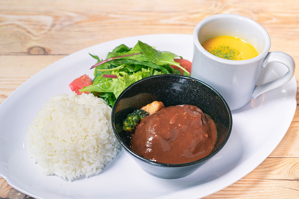 神戸ポークハンバーグ/ROKKO森の音ミュージアム(兵庫県/神戸市)