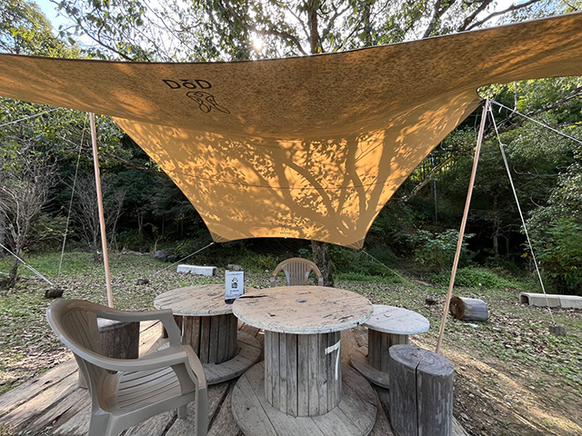 ゆったりとくつろげるタープ/道の駅 四季の郷公園(和歌山県/和歌山市)