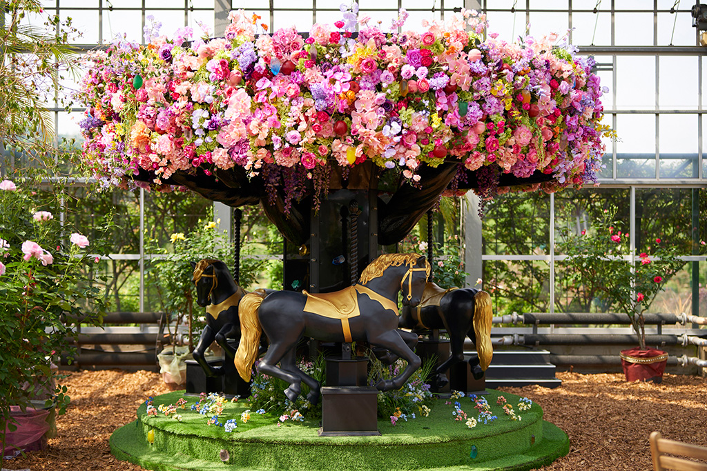 メリーゴーランド「ブリリアント ツリー」/京成バラ園（千葉県/八千代市）