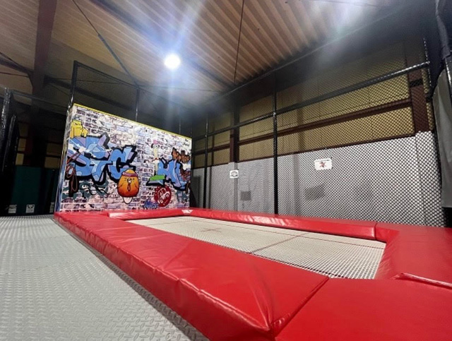 ウォールエリア／Jumpolin