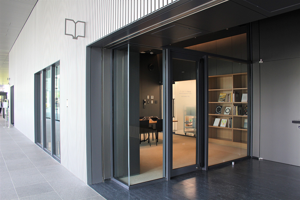 アーカイブズ情報室/大阪中之島美術館(大阪府/大阪市)