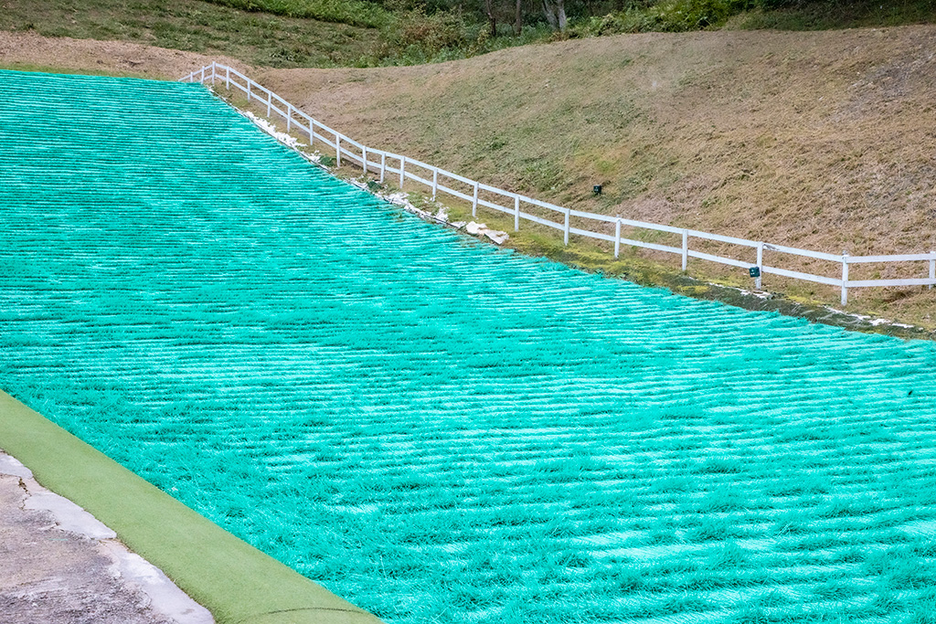 芝すべり/神崎農村公園 ヨーデルの森(兵庫県/神河町)