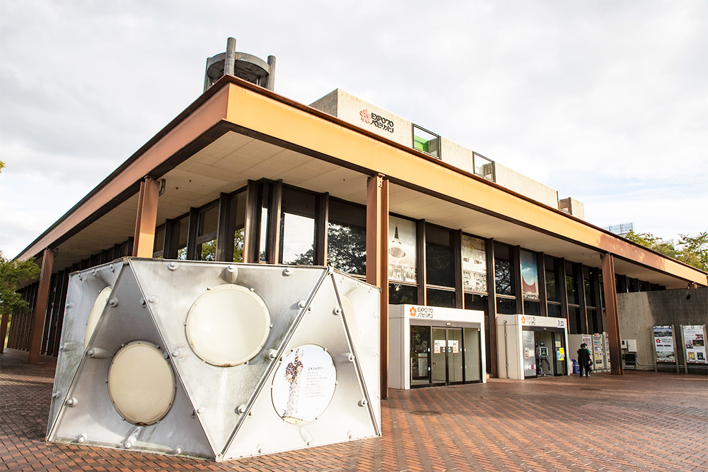 万博遺産を公開しているパビリオン/太陽の塔(大阪府/吹田市)