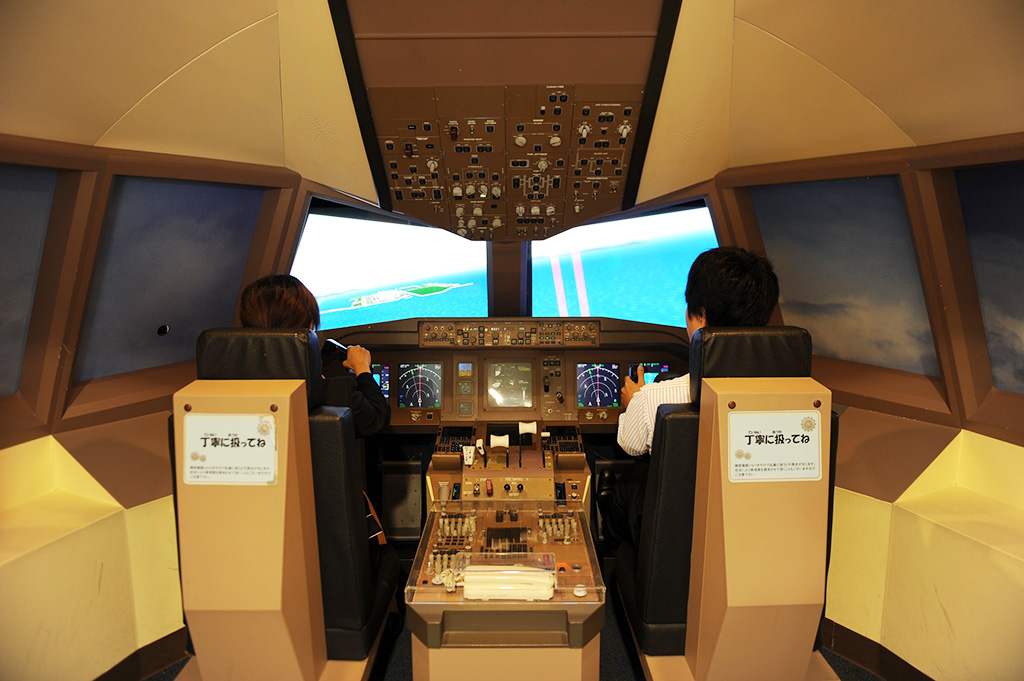 フライトシミュレーター/関空展望ホール スカイビュー・スカイミュージアム（大阪府/泉佐野市）