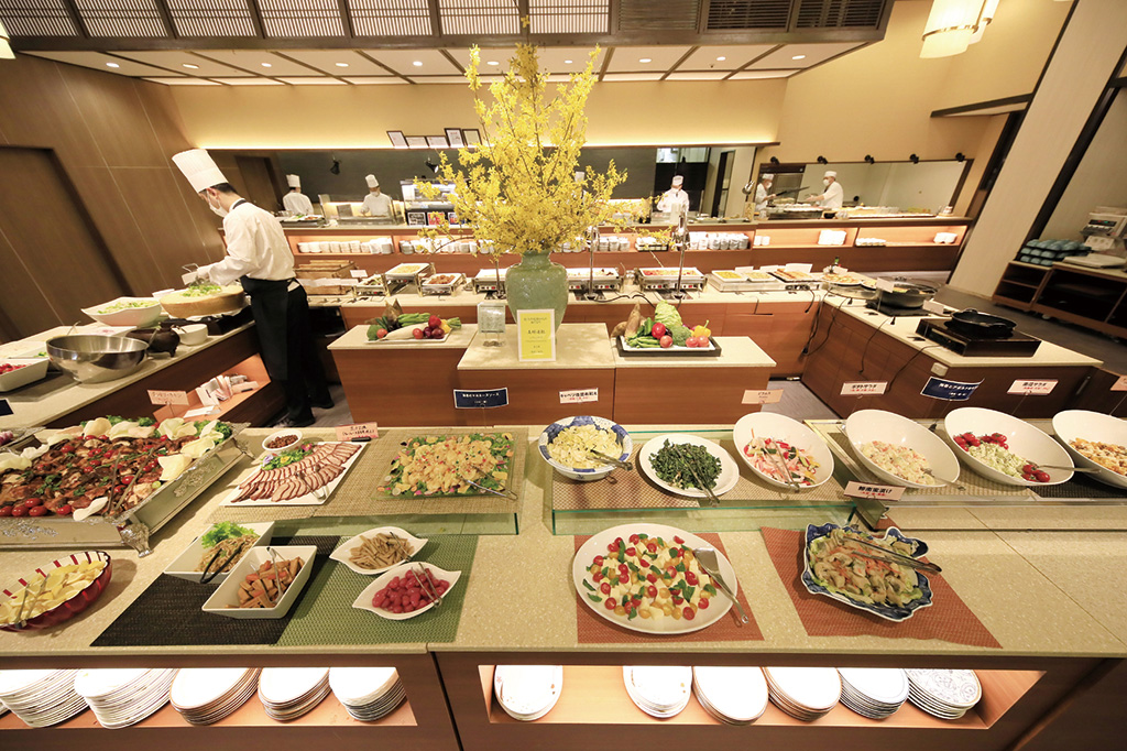 和洋中の多彩なビュッフェ/源泉湯の宿 松乃井（群馬県／みなかみ町）