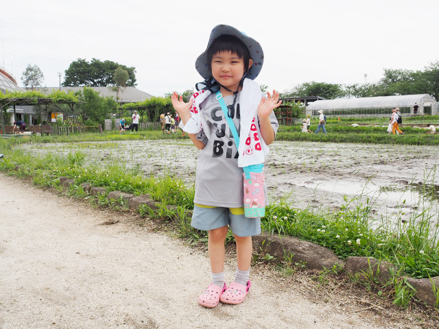田植えの際の服装/足立区都市農業公園