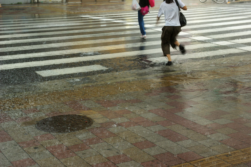 ゲリラ豪雨がもたらす災害から身を守るには?