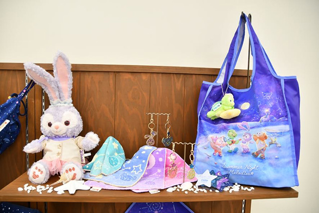 「ダッフィー&フレンズのサマーナイト・メロディー」のグッズ/東京ディズニーシー(千葉県/浦安市)
