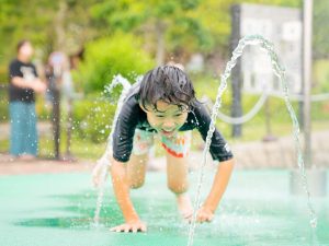 【大阪】堺・緑のミュージアム ハーベストの丘「じゃぶじゃぶ広場」で楽しく涼をとろう!