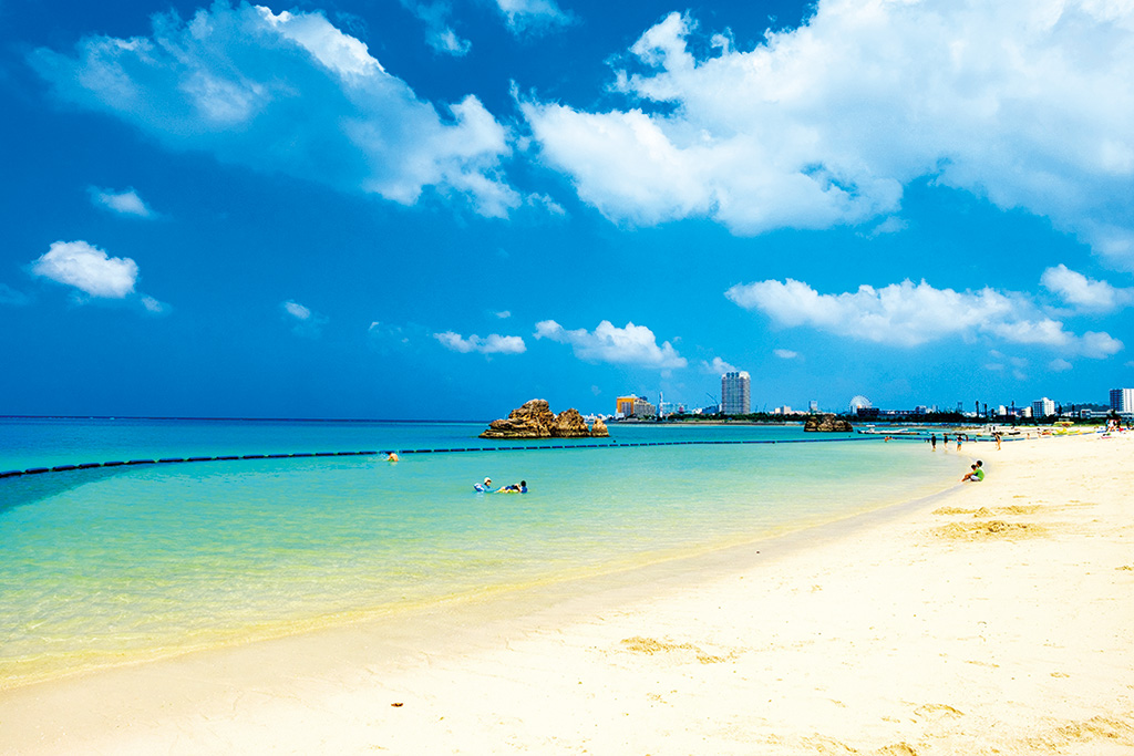 アラハビーチ（沖縄県／北谷町）