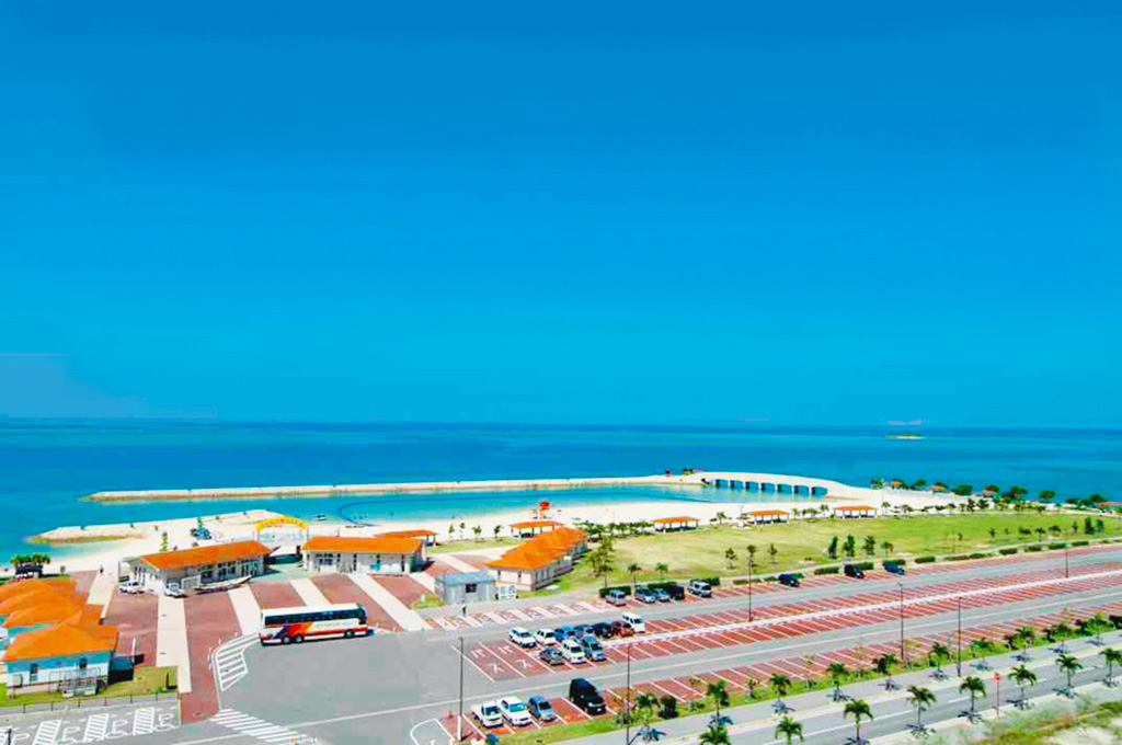 美々ビーチいとまん（沖縄県／糸満市）