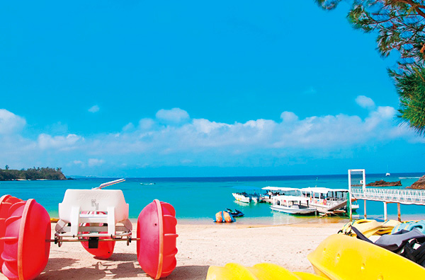 かりゆしビーチ（沖縄県／名護市）