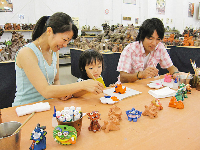 シーサー体験 琉球窯(沖縄県/今帰仁村)