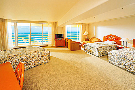 コーナールーム/リザンシーパークホテル谷茶ベイ(沖縄県/恩納村)