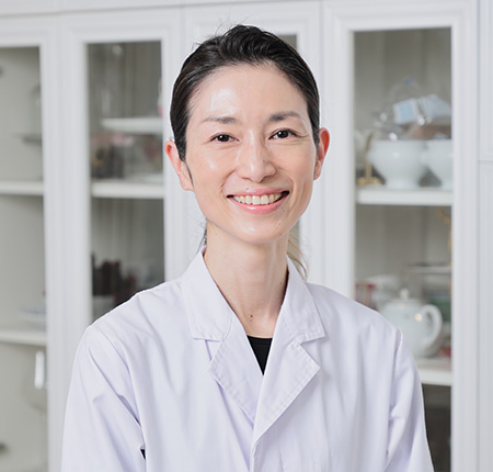 ケーキデザイナー・芸術教育士　太田さちか先生