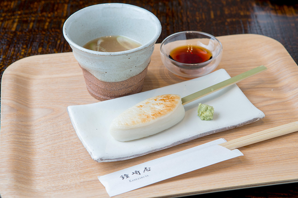 宮城県の特産品「笹かま」