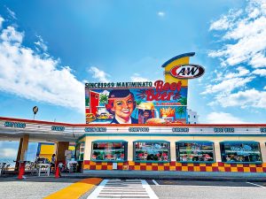 沖縄テイクアウトフード19選!ご当地ハンバーガーからかき氷、トロピカルドリンクも