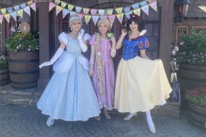 【2023年最新】ディズニー・ハロウィーンのお楽しみ！仮装のポイントや40周年ならではのプログラムをご紹介