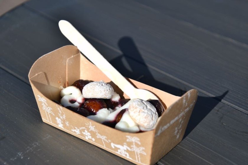 「ディズニー・ハロウィーン」ベイクドドルチェ（マロン＆カシス）/東京ディズニーシー（千葉県/舞浜市）